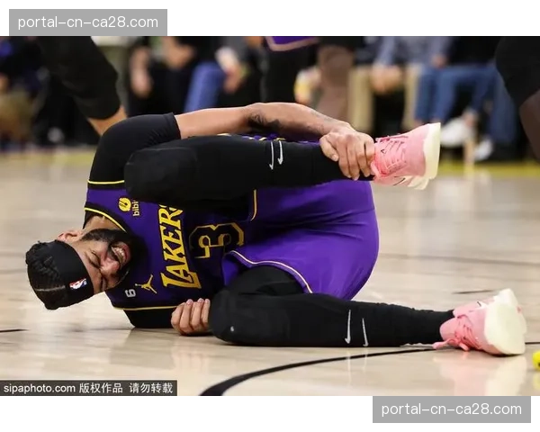 伤病更新：尤文中场洛卡特利肌肉不适，出战成疑