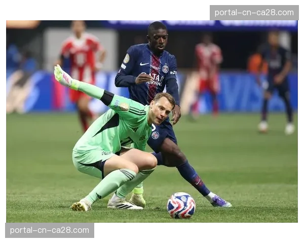 实时数据流:比赛第60分钟,主队控球率下降但射门数反超,反映战术调整。 实时数据流:比赛第60分钟,主队控球率下降但射门数反超,反映战术调整。